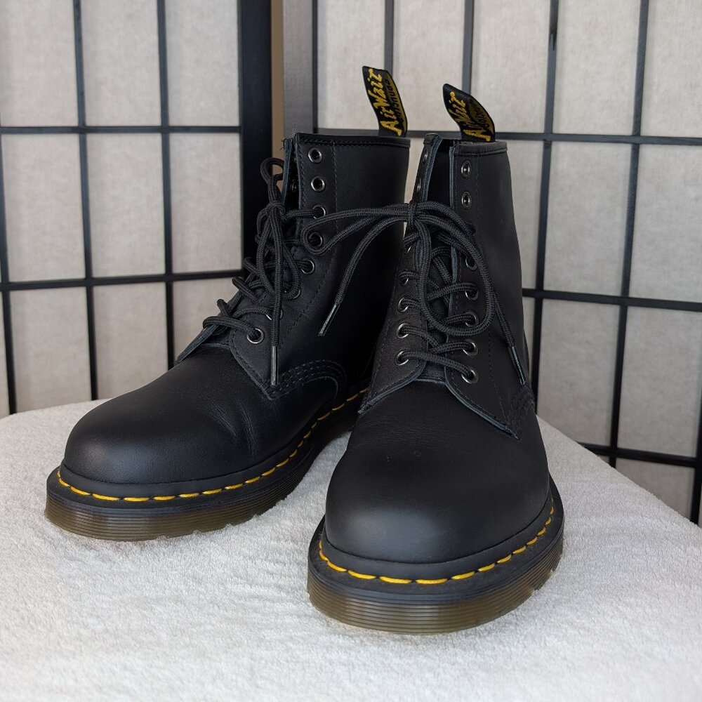 Original Doc Martens Vegan Leather Lace-up Combat Boots: Women's US Size 9